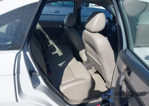 2010 Ford Focus Sel из США, поврежденный, VIN 1FAHP3HN3AW212167